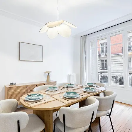 Guestready - Stylish Escape Near Attractions * Париж