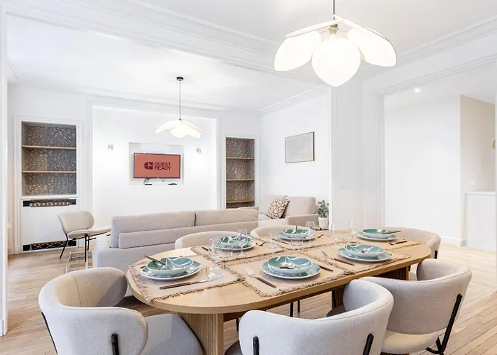 Guestready - Stylish Escape Near Attractions Paris